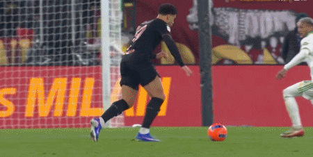 Crowns Sports-意大利杯都灵3-2罗马晋级八强,切-亚当斯双响,伊尔克汗绝杀