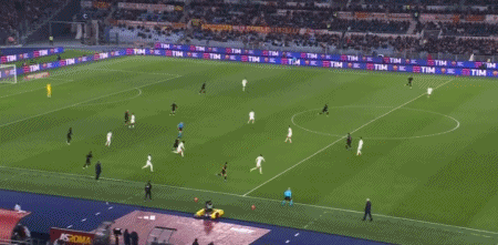 Crowns Sports-意大利杯都灵3-2罗马晋级八强,切-亚当斯双响,伊尔克汗绝杀