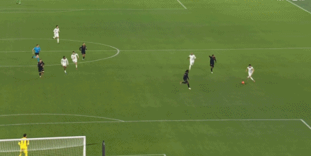 Crowns Sports-意大利杯都灵3-2罗马晋级八强,切-亚当斯双响,伊尔克汗绝杀