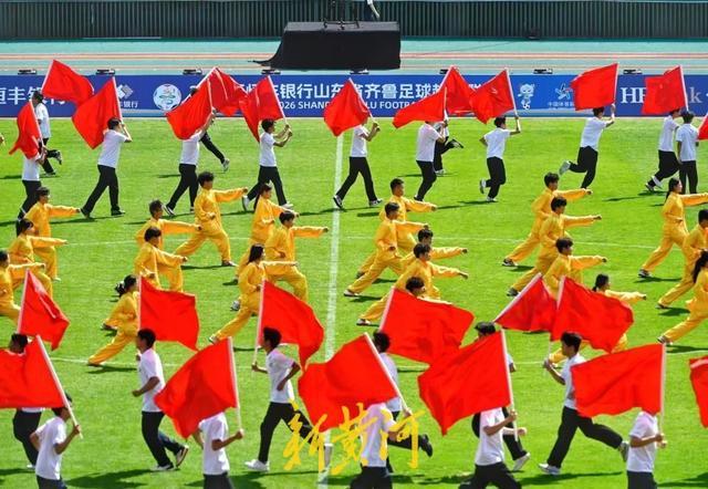 Crowns Sports-文体旅融合点亮首秀,齐鲁超赛济南队6球大胜济宁队